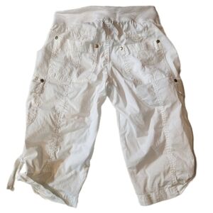 Ladies Helium White Cargo Capri Pants Size Small